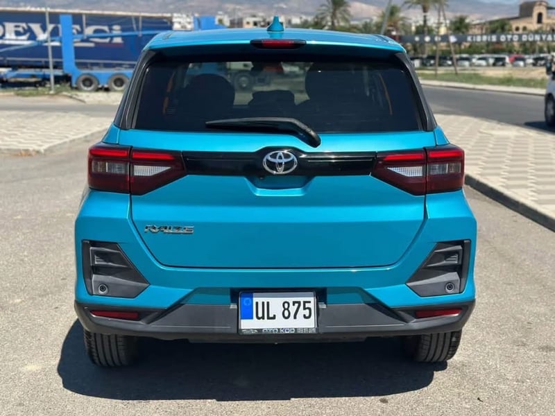 Toyota Raize — 4