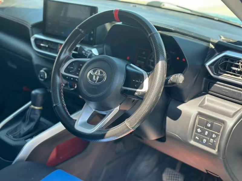 Toyota Raize — 7