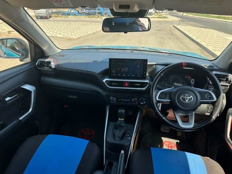 Toyota Raize — 8