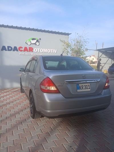 Nissan Tiida — 4
