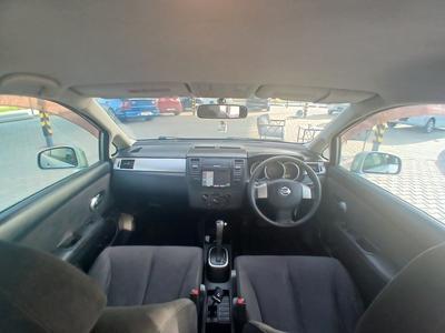 Nissan Tiida — 6