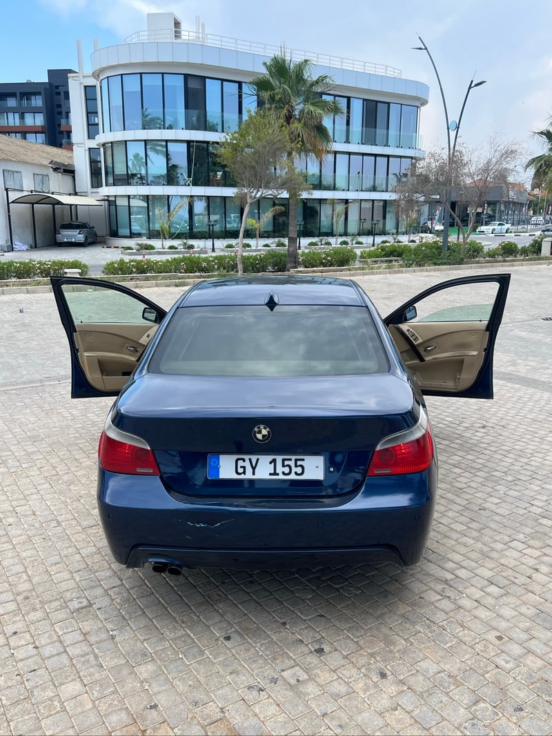 BMW 530i — 8