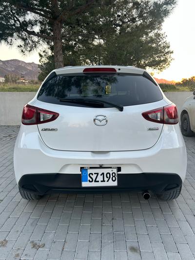 Mazda Demio — 2