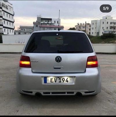 Volkswagen Golf — 3