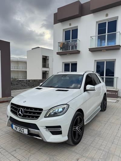 Mercedes-Benz ML 250 — 4