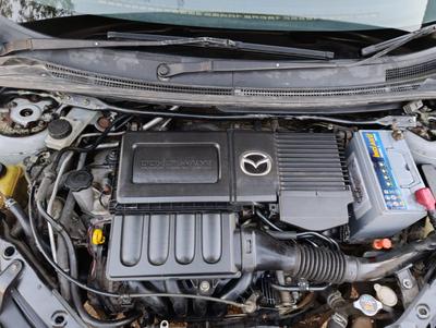 Mazda Demio — 8