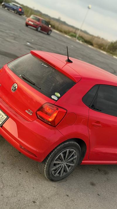 Volkswagen Polo — 4
