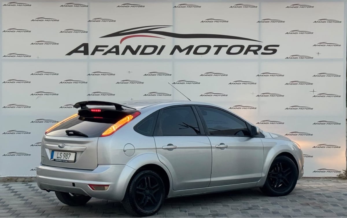 2008 Ford Focus 4