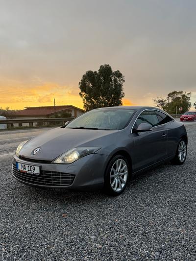 Renault Laguna — 3