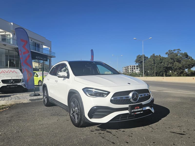 Mercedes-Benz GLA 200d — 1/10