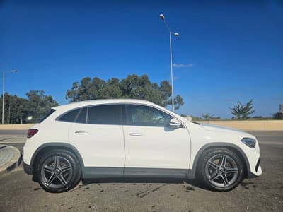 Mercedes-Benz GLA 200d — 3