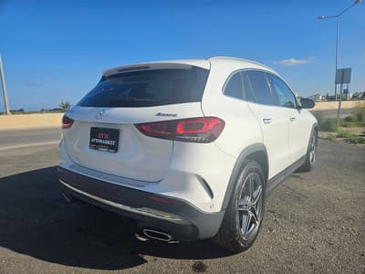 Mercedes-Benz GLA 200d — 4