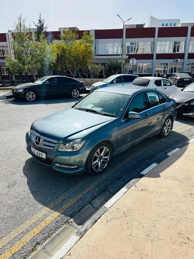 Mercedes-Benz C 180 — 8