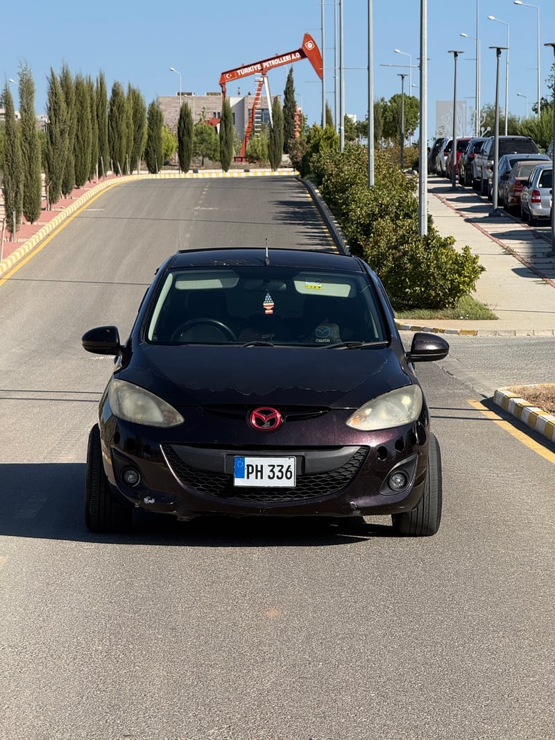 Mazda Demio — 2