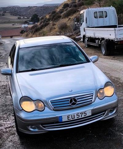 Mercedes-Benz C 200 — 8