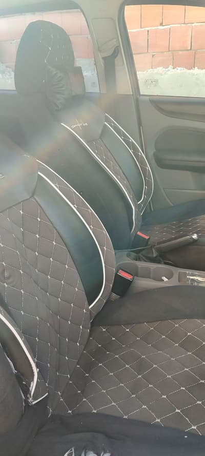 Ford  Focus — 2