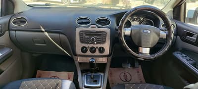 Ford  Focus — 4