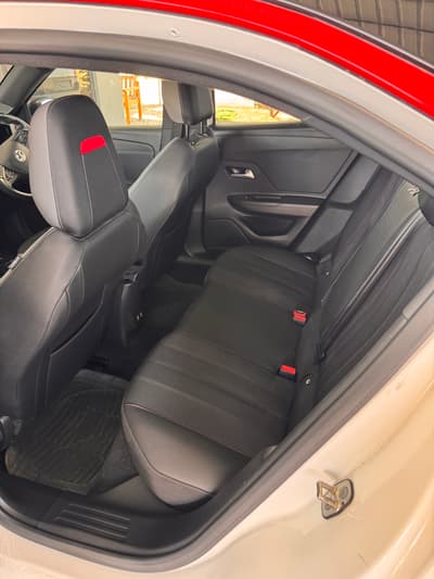 Vauxhall Mokka-e — 8