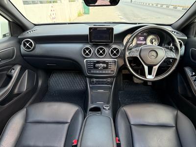 Mercedes-Benz A 180 — 7