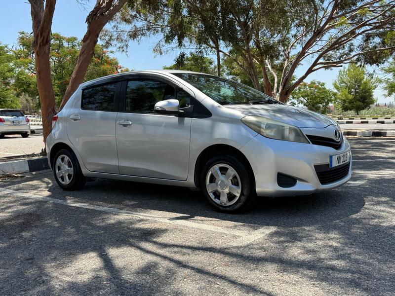 Toyota Yaris — 1/8