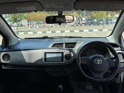 Toyota Yaris — 8