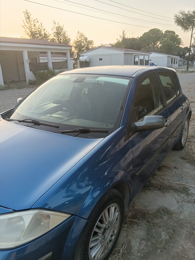 Renault Megane — 3