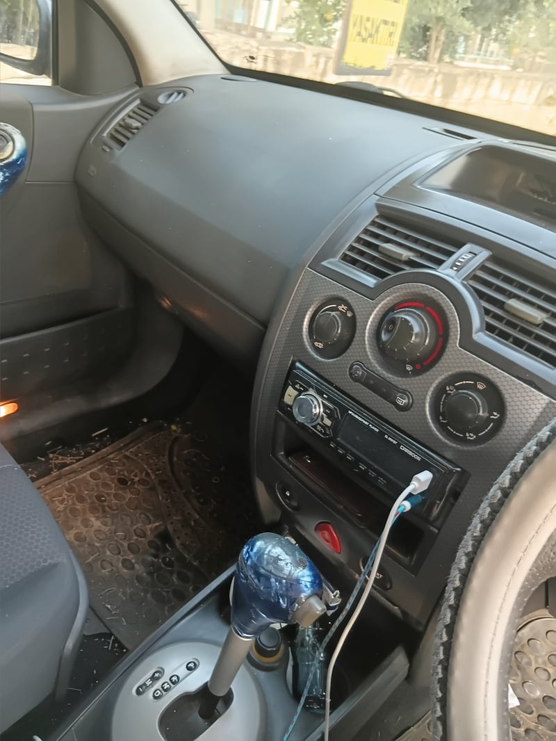 Renault Megane — 2