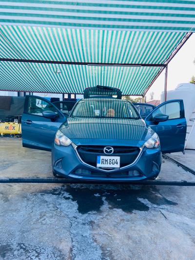 Mazda Demio — 4
