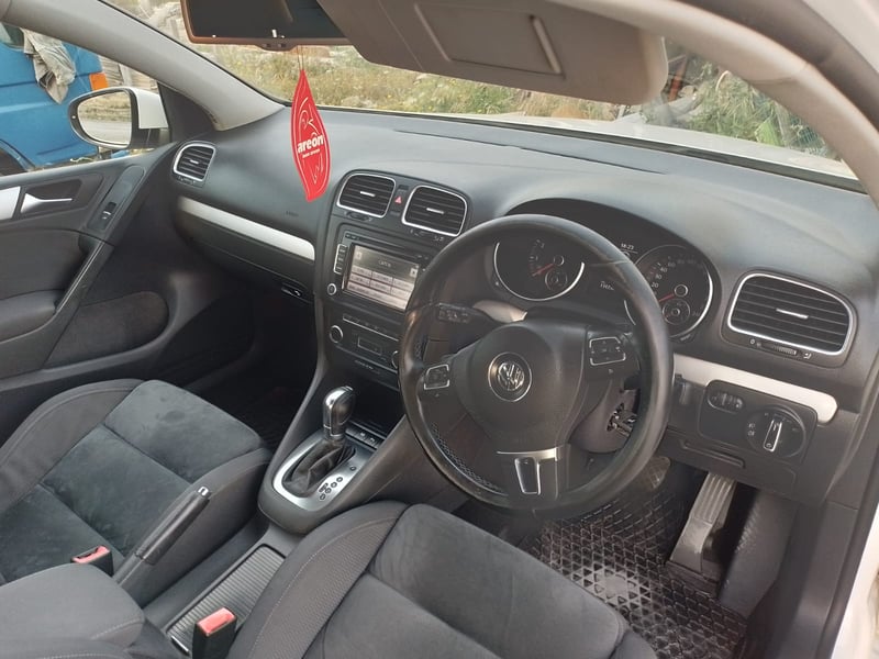 Volkswagen Golf — 2