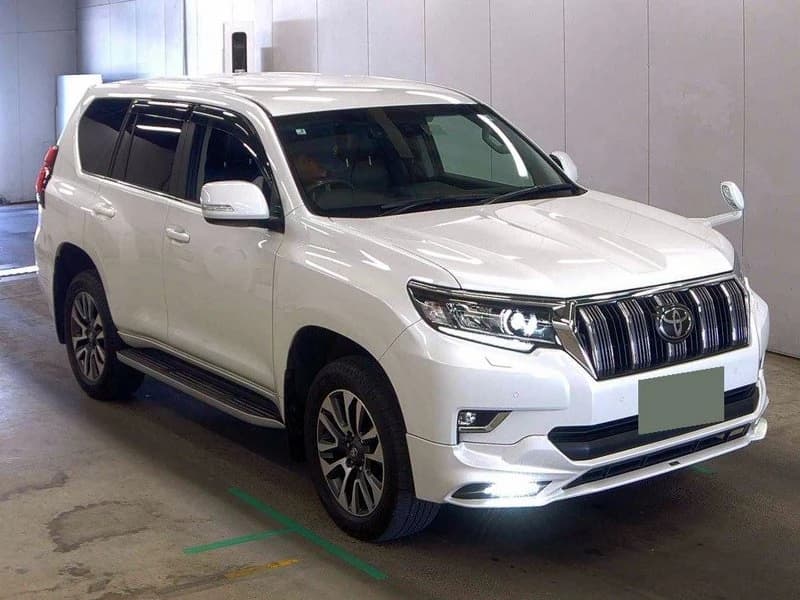 Toyota Land Cruiser — 1/10