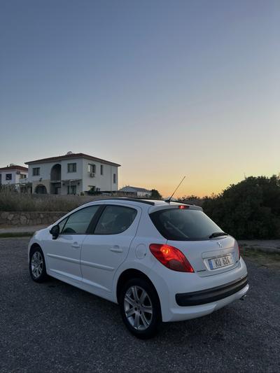 Peugeot 207 — 5