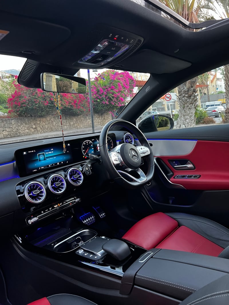 Mercedes-Benz CLA 180 — 8