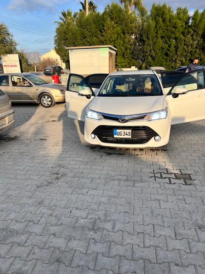 Toyota Corolla Axio — 4