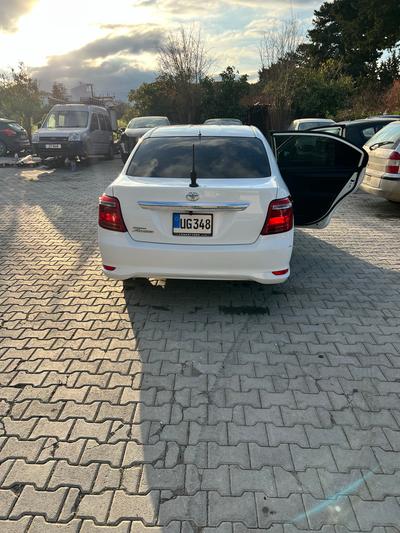 Toyota Corolla Axio — 5