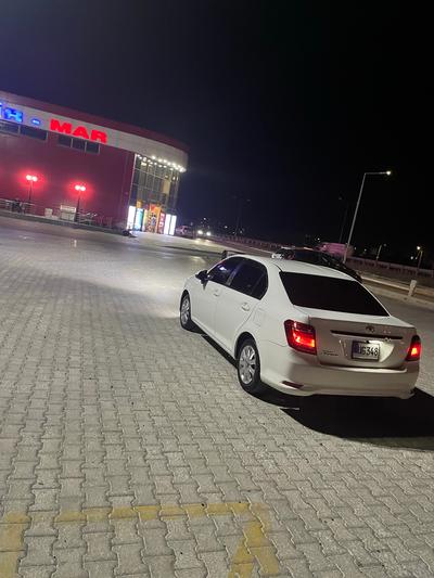 Toyota Corolla Axio — 9