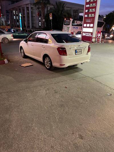 Toyota Corolla Axio — 10