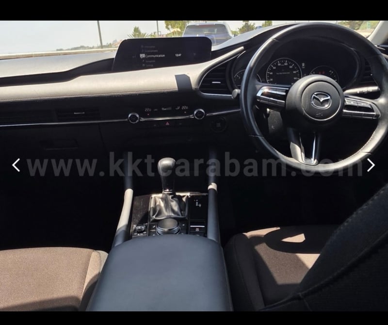 Mazda 3 — 3
