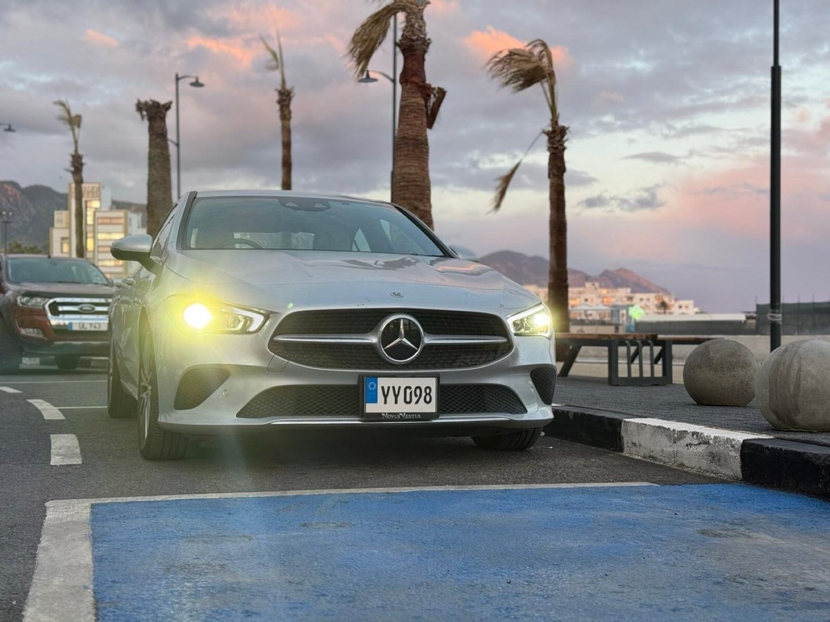 2022 Mercedes-Benz CLA 200d 2