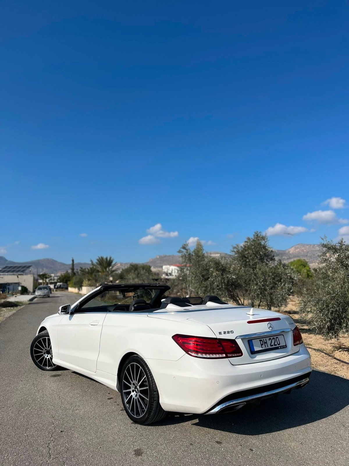 2014 Mercedes-Benz E 220d 3