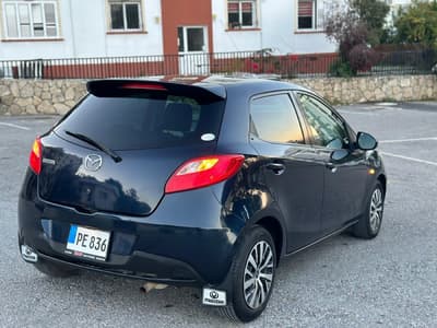 Mazda Demio — 5