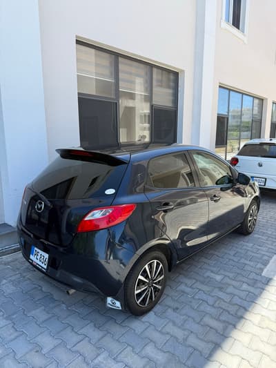 Mazda Demio — 10