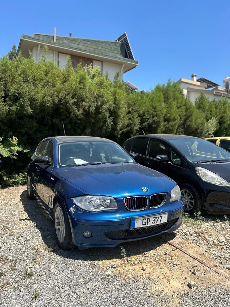 BMW 116i — 1/4