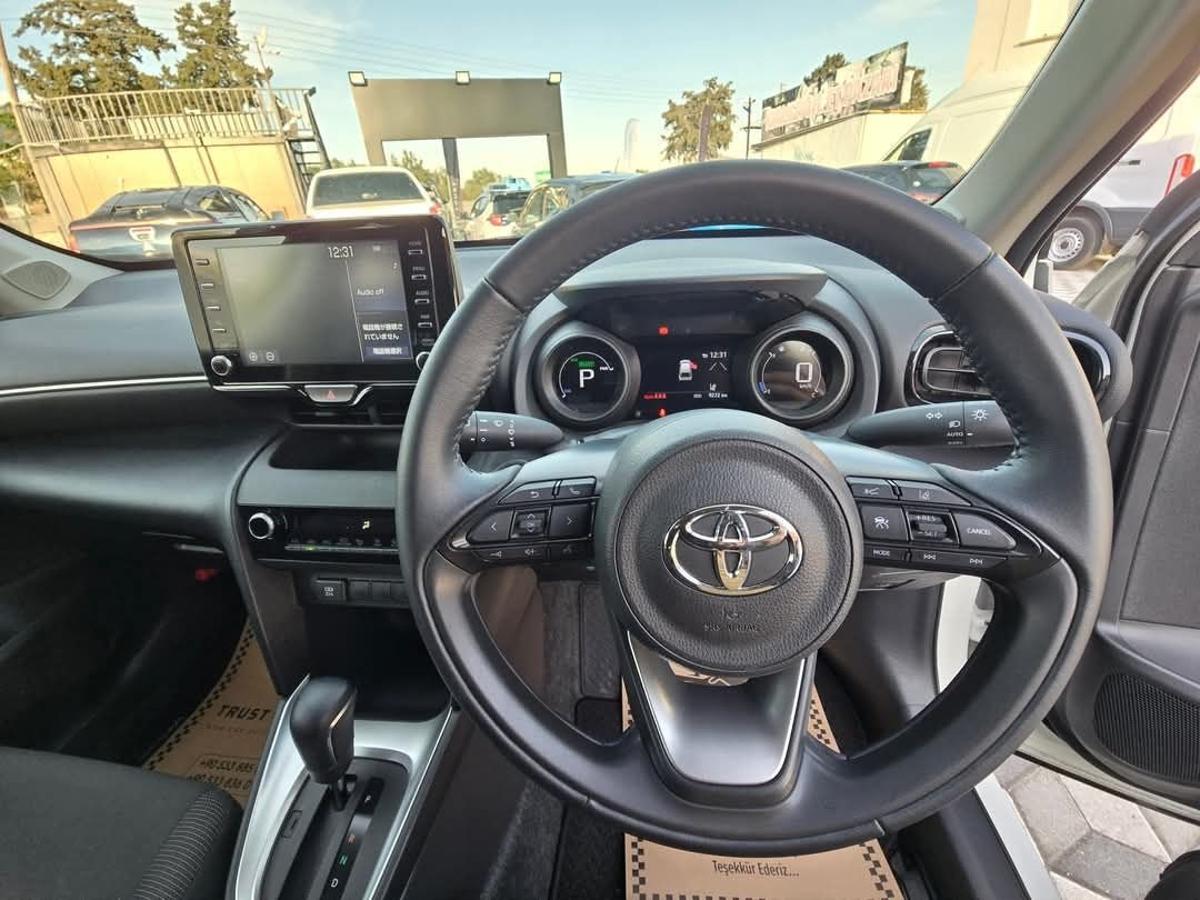 2022 Toyota Yaris Cross 4