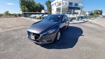 Mazda Axela — 5