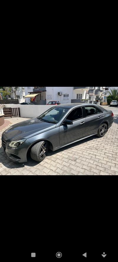 Mercedes-Benz E 220 — 2