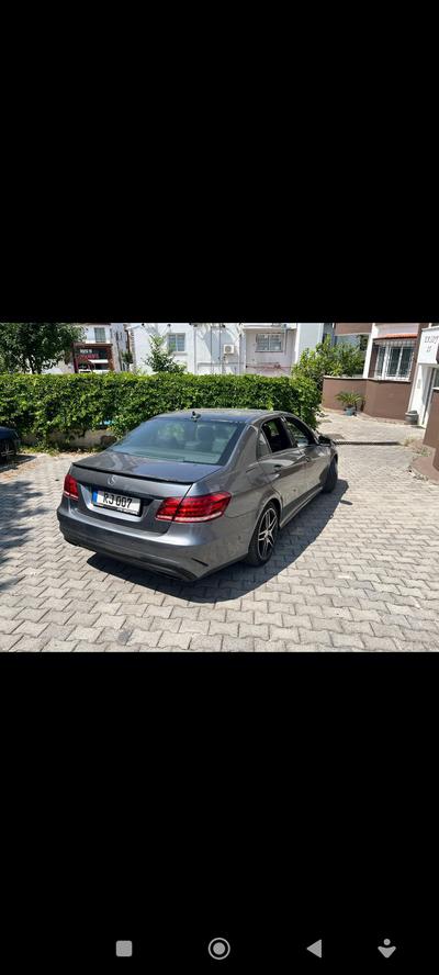 Mercedes-Benz E 220 — 6