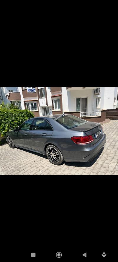 Mercedes-Benz E 220 — 7