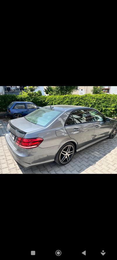 Mercedes-Benz E 220 — 8