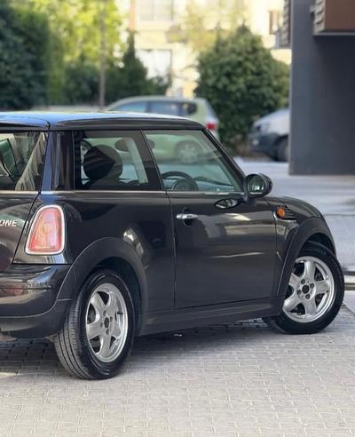 Mini Cooper — 3