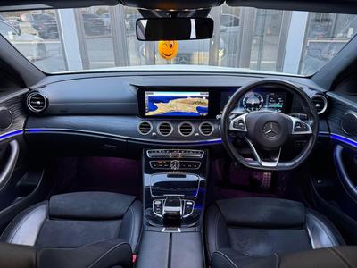 Mercedes-Benz E 220 — 8